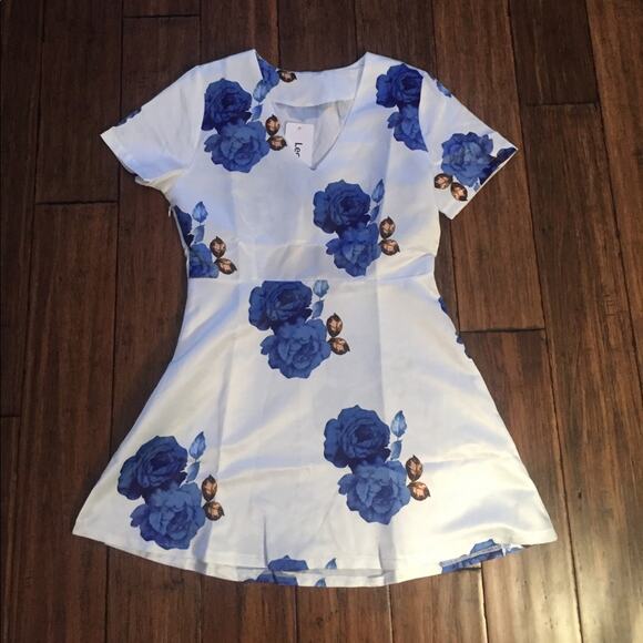 Floral Print Dress V Neck - Picture 5 of 6